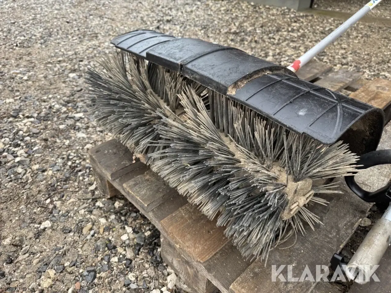 Billede 8 - Kombimaskine Stihl KMBI med børstevalse