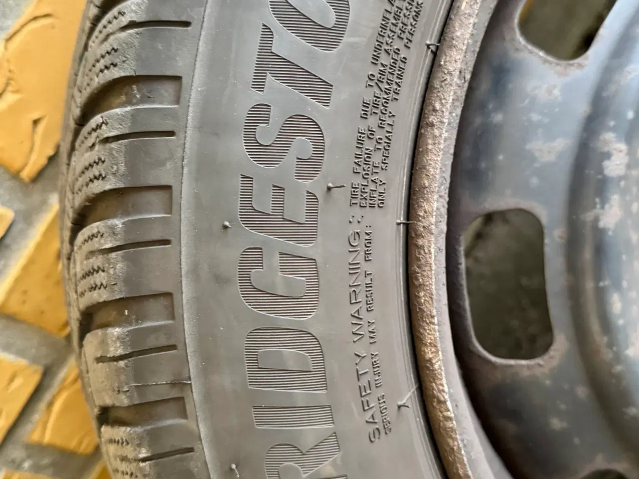 Billede 6 - Bridgestone vinterdæk til Peugeot 208, stålfælge