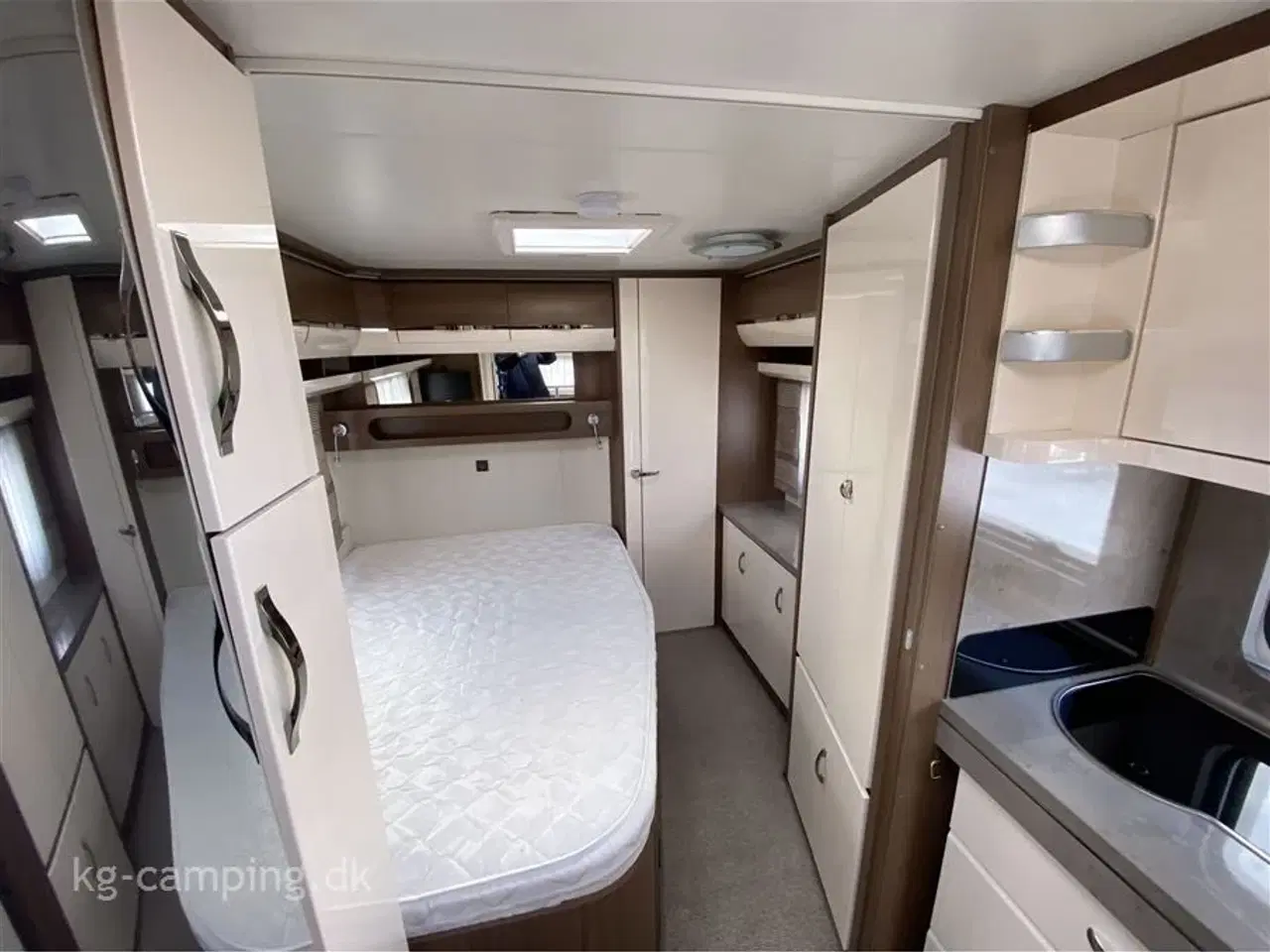 Billede 9 - 2019 - Hobby Prestige 660 WFC Stor siddegruppe og stor vinkel køkken