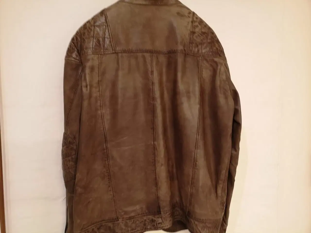 Billede 3 - Dejlig læderjakke