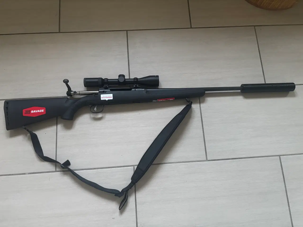 Billede 1 - Flot Savage Axis 30.06 riffelsæt til billige penge