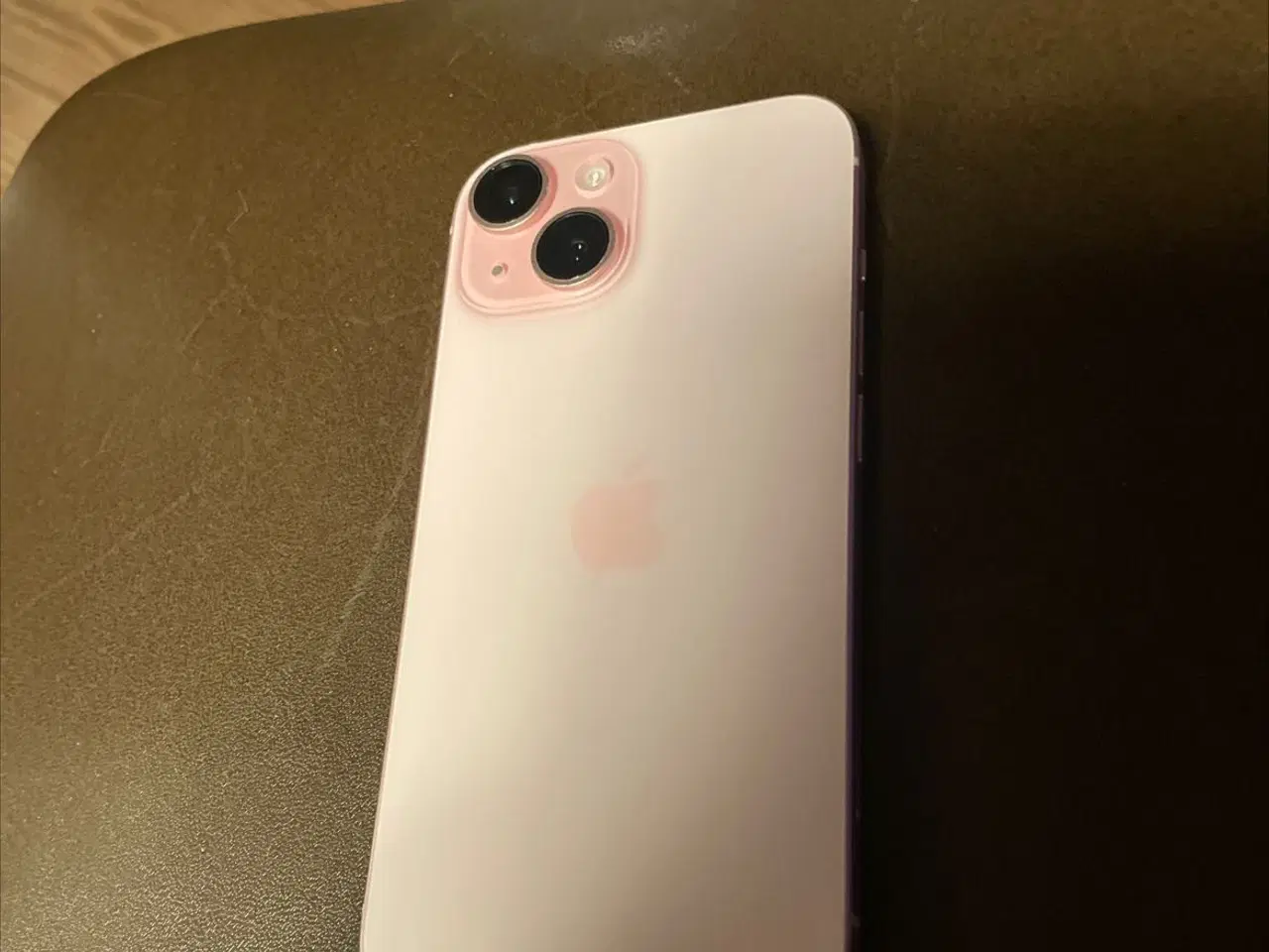 Billede 2 - iPhone 15 som ny 128 GB