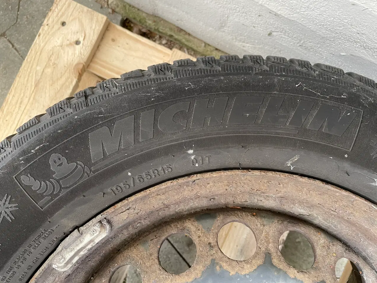 Billede 2 - Vinterdæk - 2 stk Michelin + 2 stk Firestone