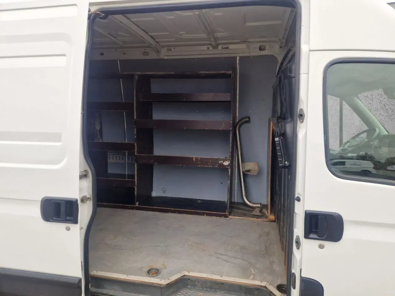Billede 9 - Iveco Daily 2,3 35S15 12m³ Van