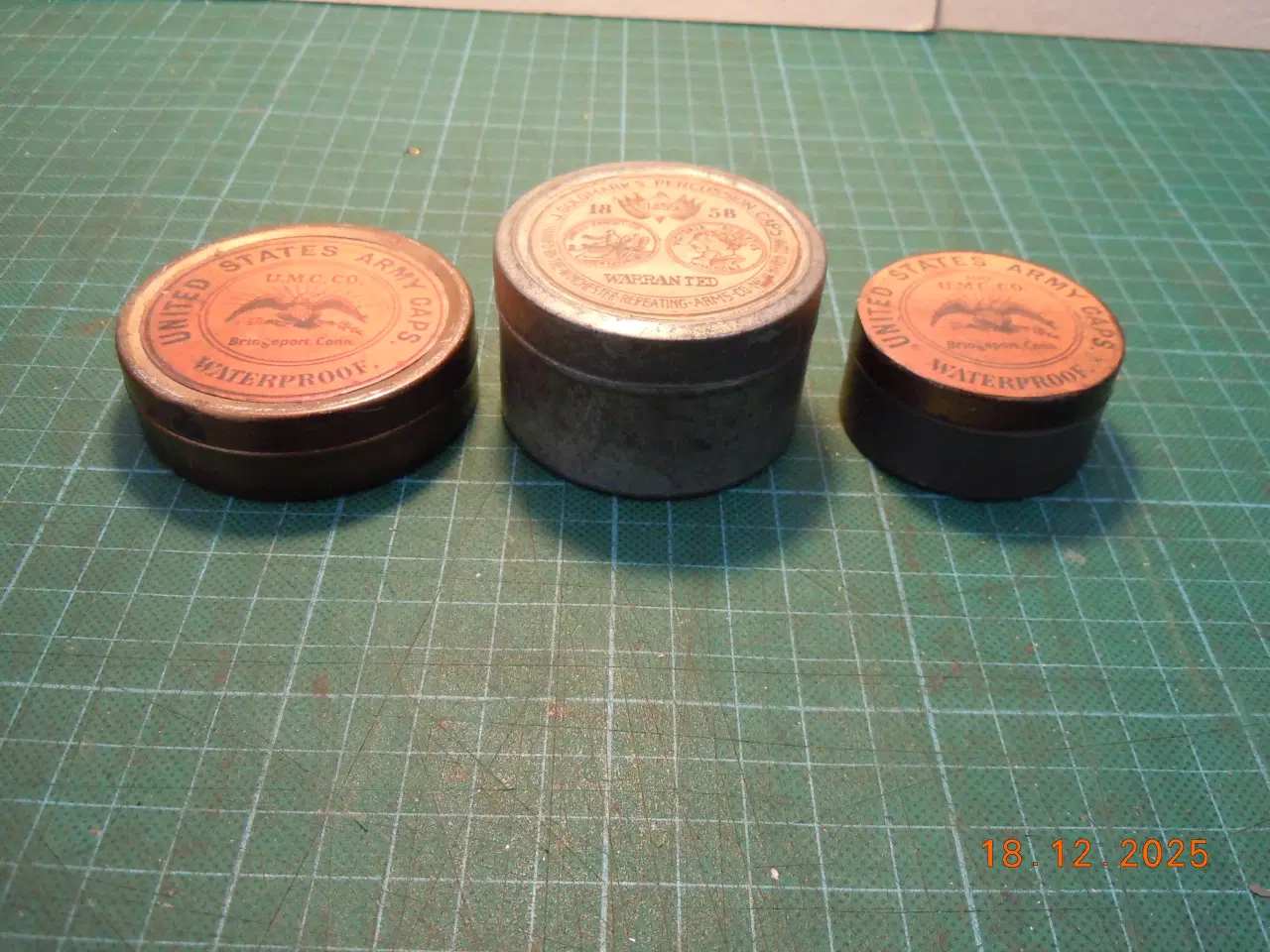 Billede 2 - Fænghætteæsker til perkussionsfænghætter.