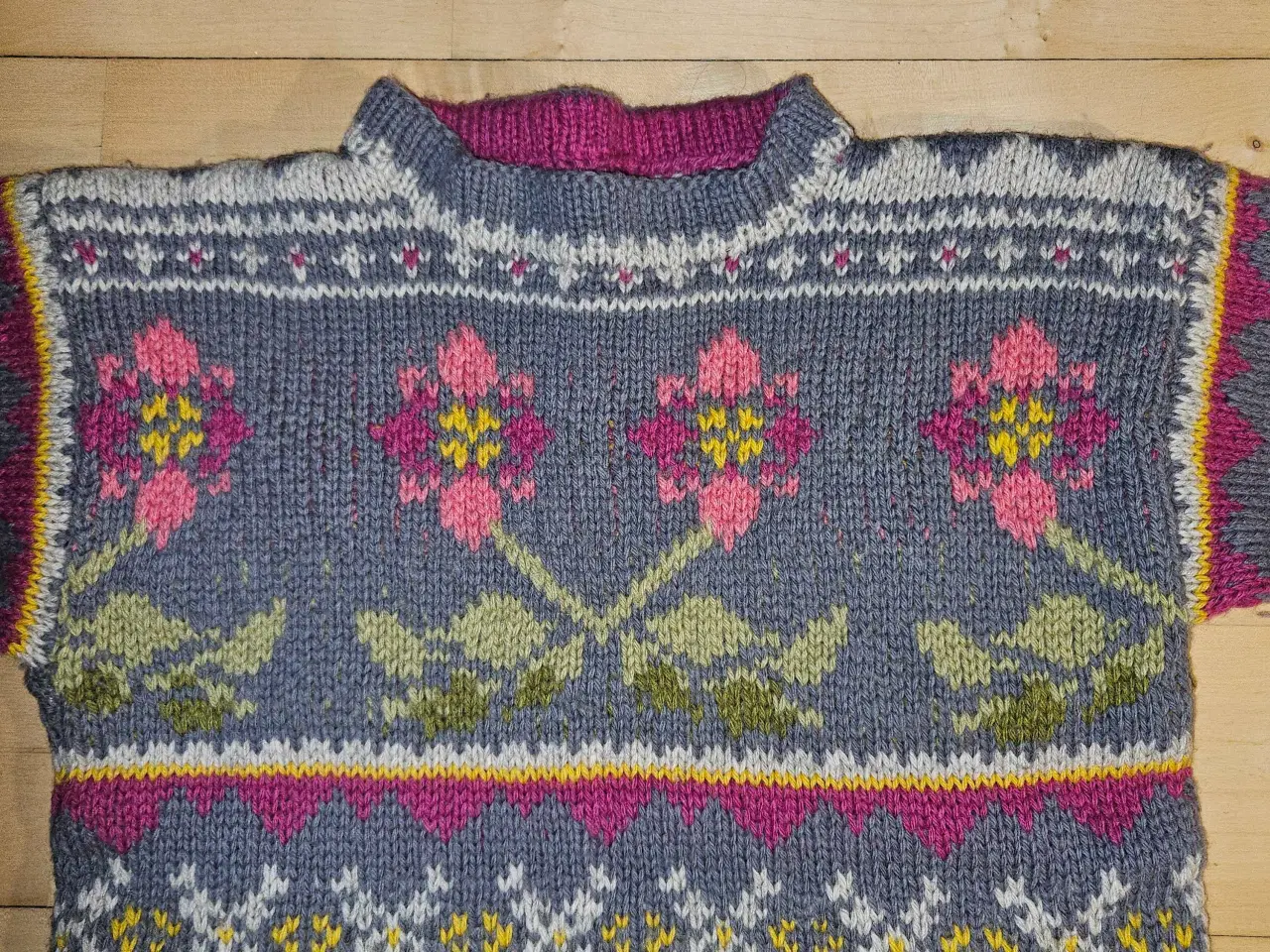 Billede 2 - Sweater, hjemmestrikket i uld