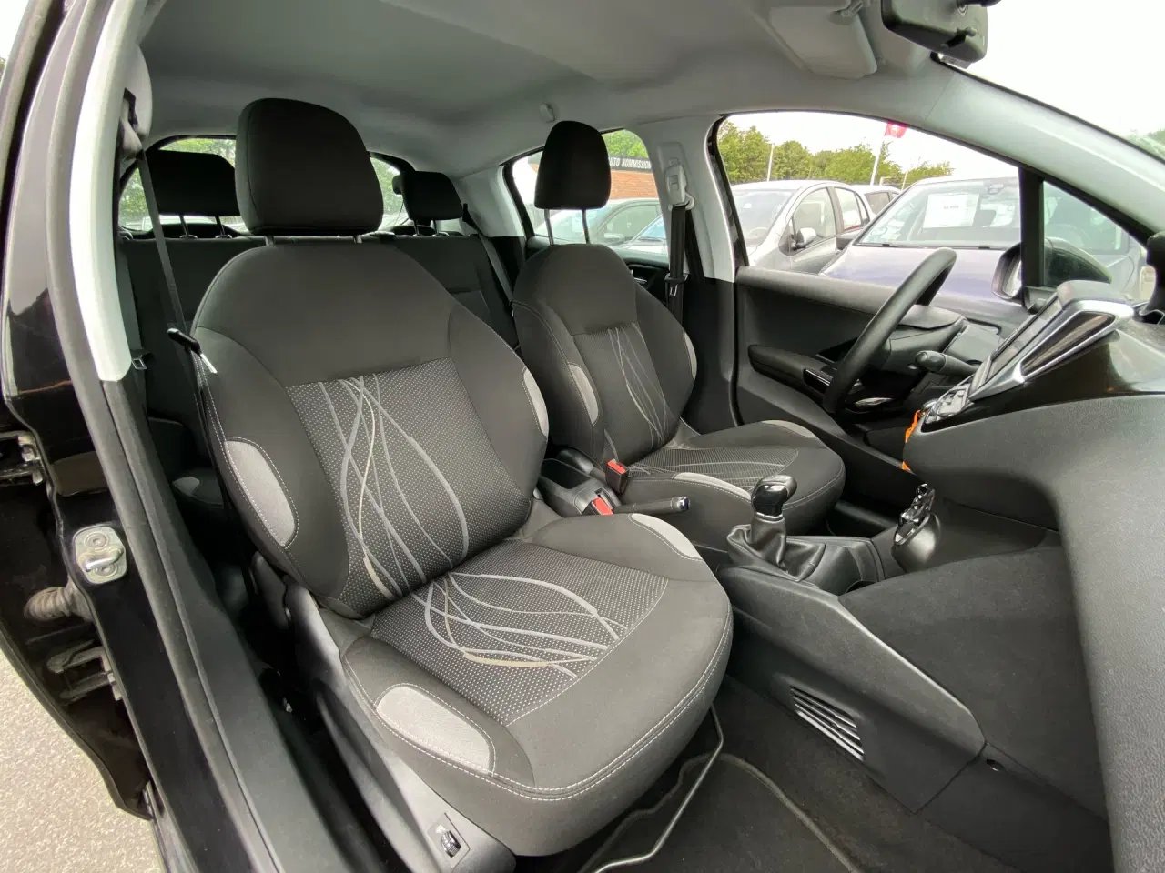 Billede 9 - Peugeot 208 1,2 VTi Active Navi 82HK 5d