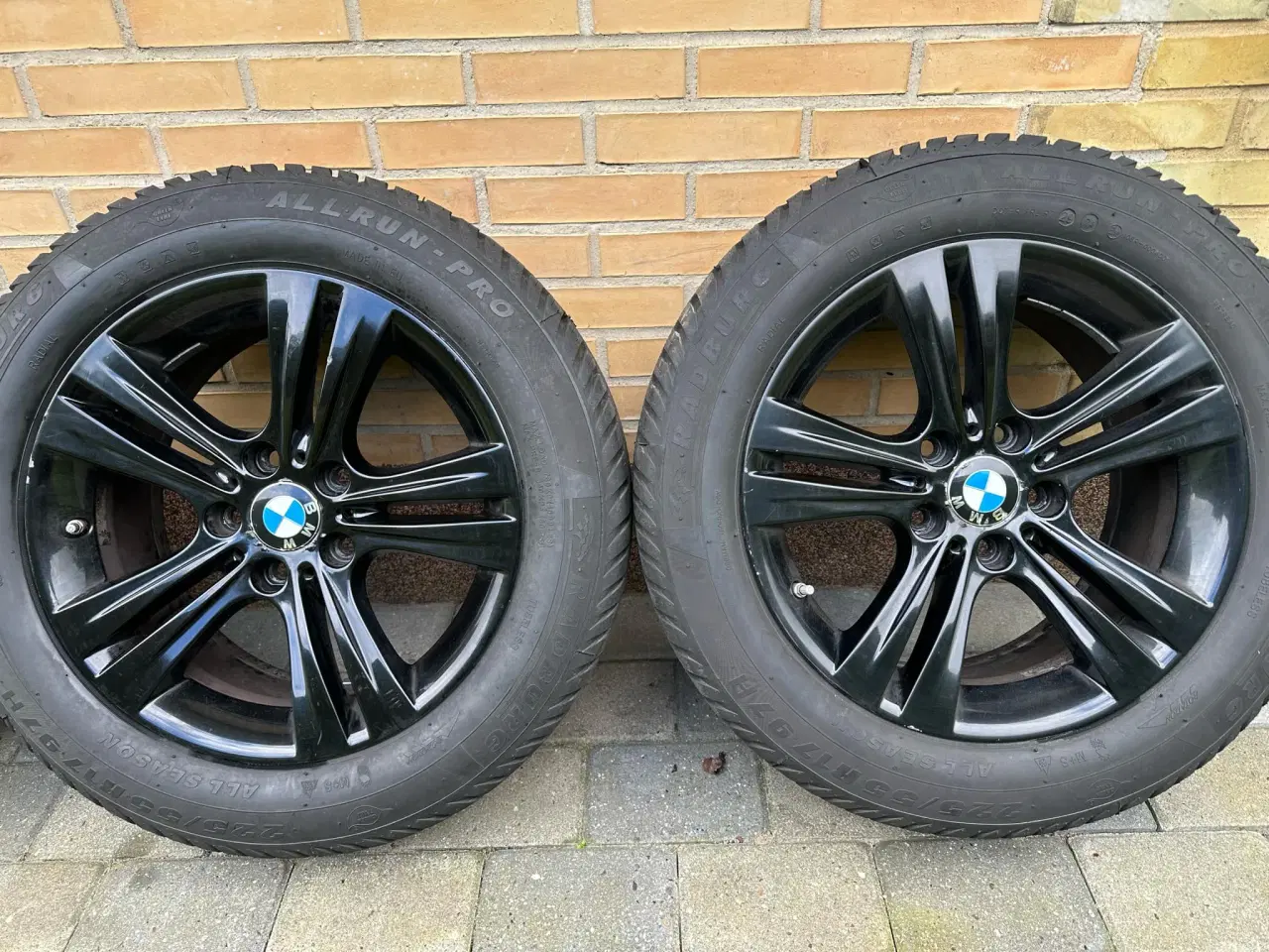 Billede 3 - 17” Originale Bmw helårsfælge 5x120 med tpms