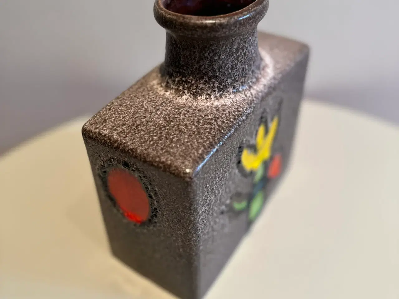 Billede 4 - Unik flot farverig blokvase fra nummereret 281-19