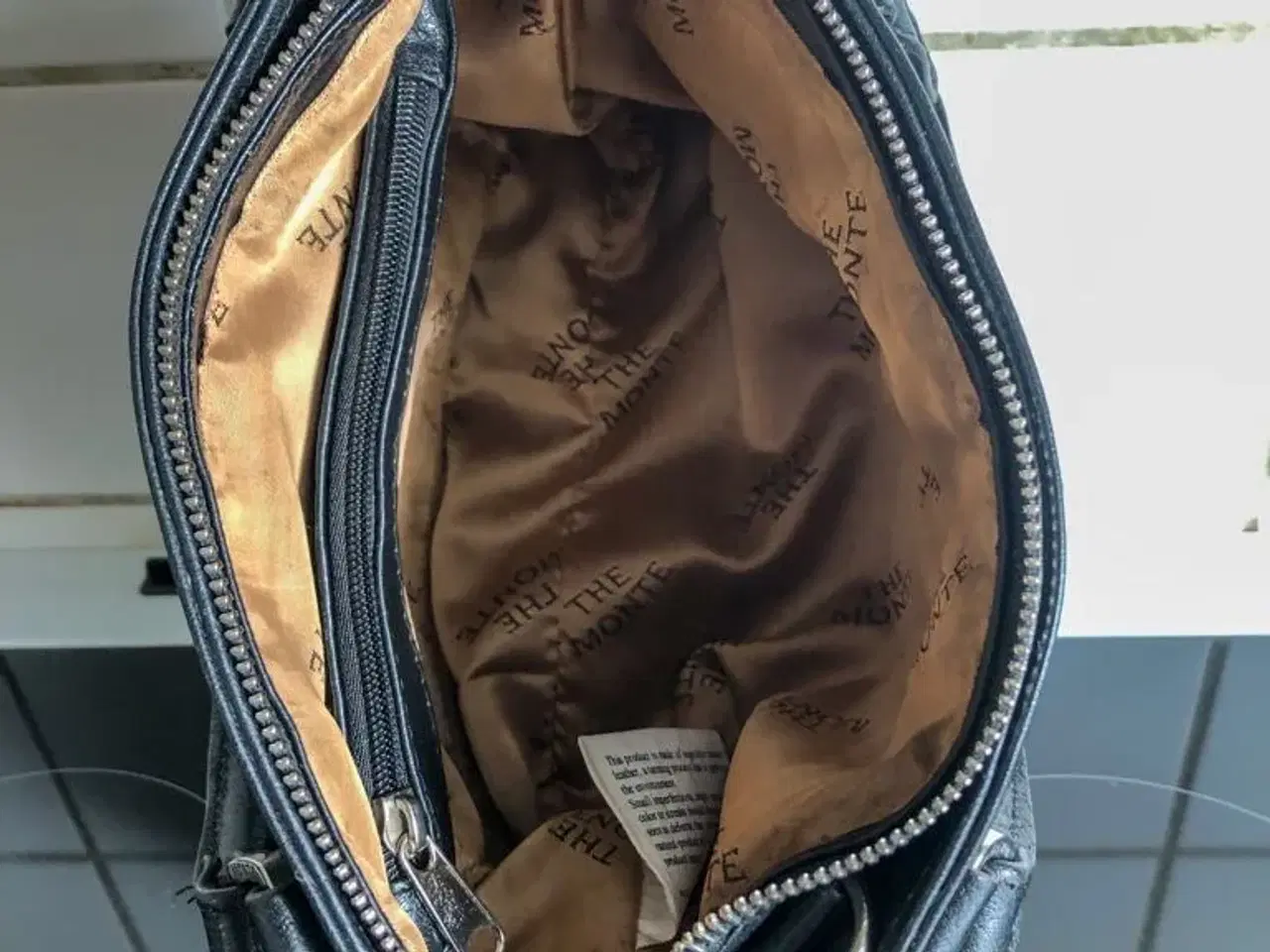 Billede 4 - Sort læder håndtaske