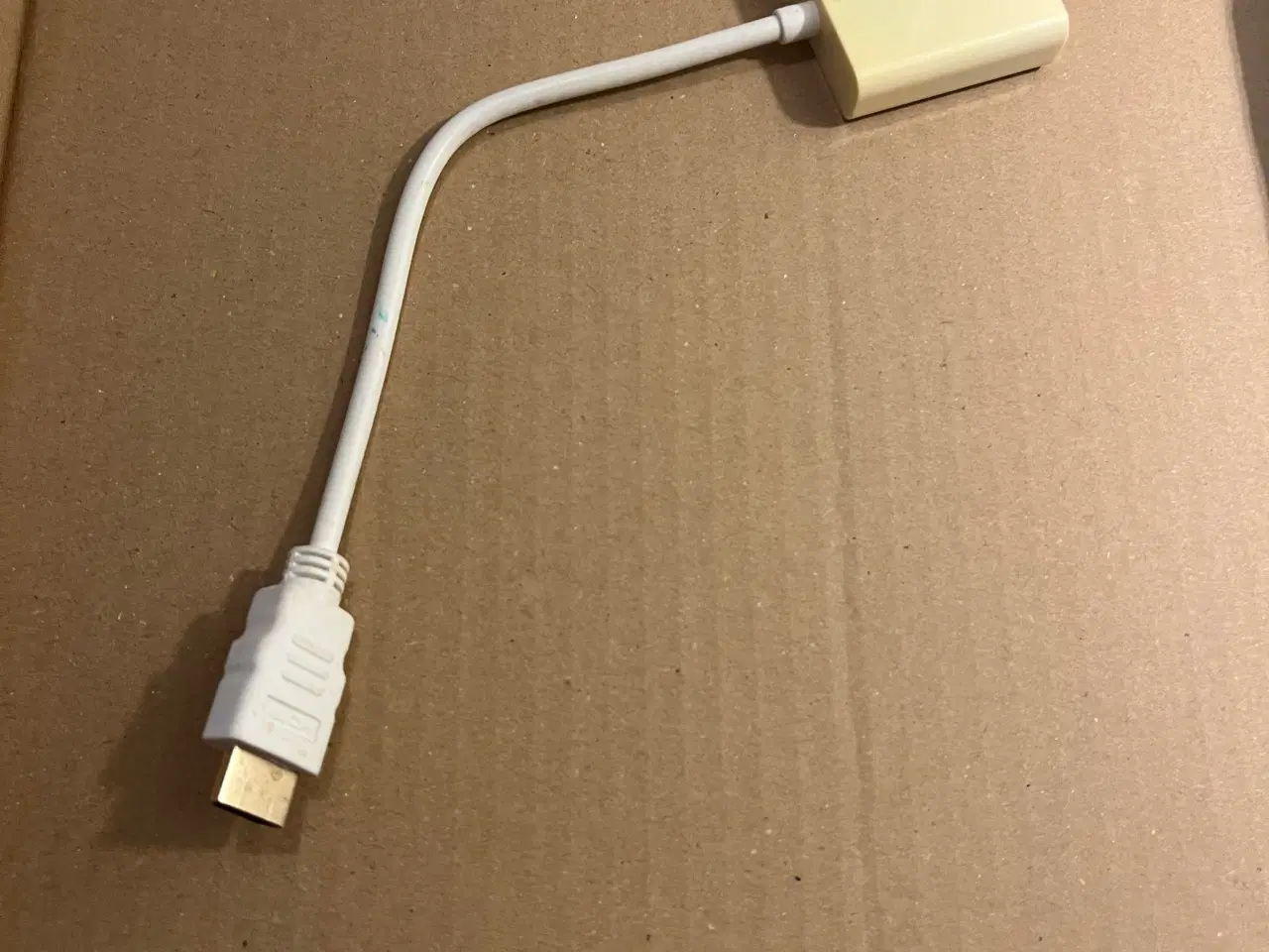 Billede 6 - Stik, ledninger, cd’er 