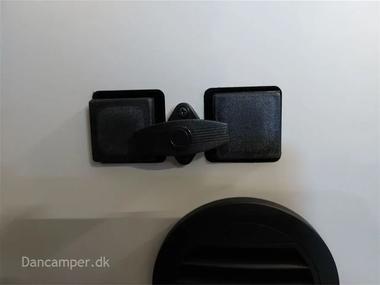 Billede 30 - 2025 - Westfalia Columbus 600 E   MESSEPRIS kr. 999.900,- SPAR kr. 90.000,- Ny 2025 kort model. 140 HK, 8-trins automatgear, adaptiv fartpilot, langsgående soveplads 198/177 * 197