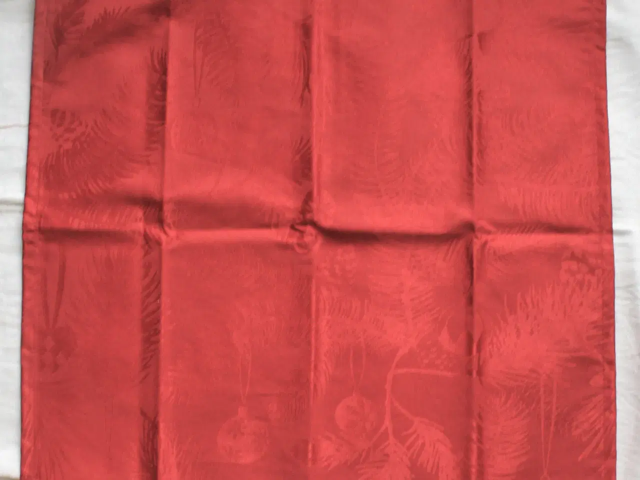 Billede 3 - Røde servietter