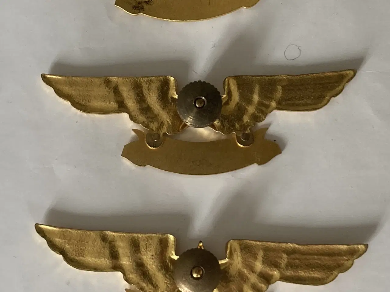 Billede 2 - 5 forskellige uniforms emblem Flyselskab SAS Purse