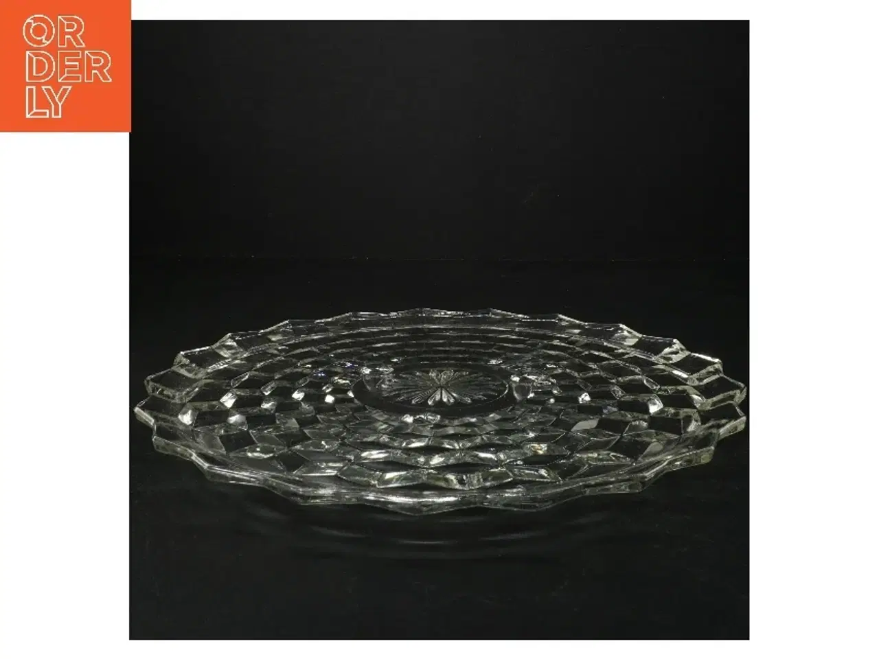 Billede 1 - Glasfad med dekorativt mønster (str. 31 cm i diameter)