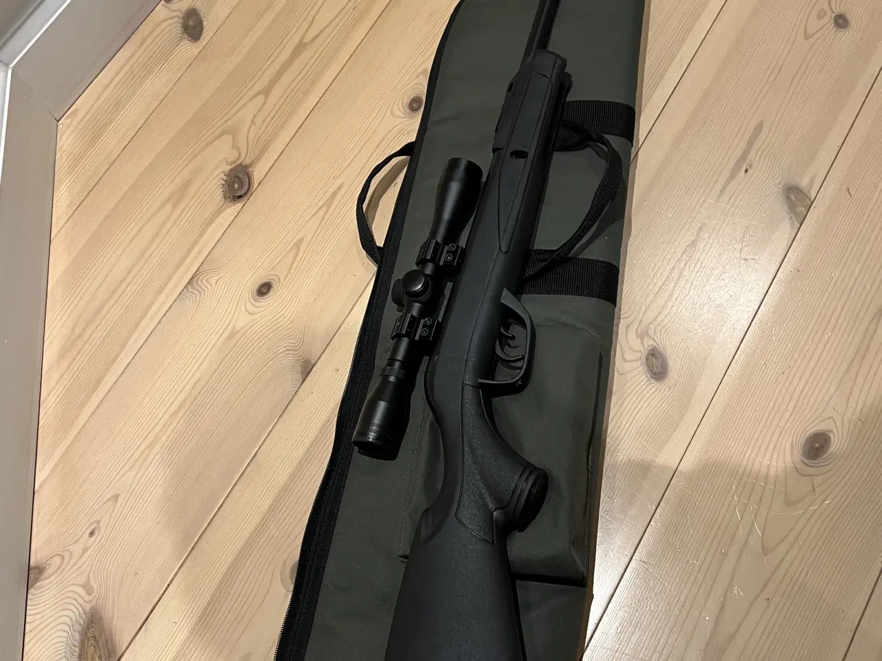 Billede 7 - Gamo Force Whisper 4.5mm inklusiv 4x32 kikkert