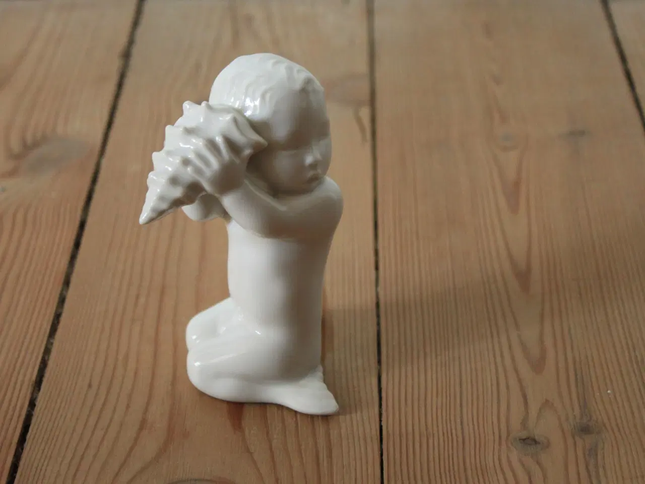 Billede 1 - Havdreng med konkylie B&G figur
