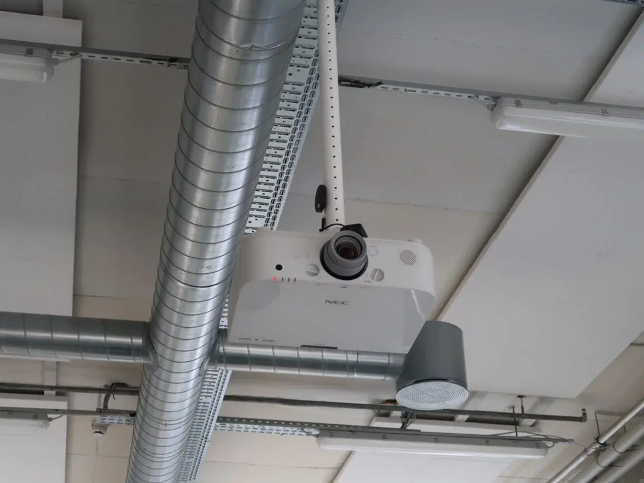 Billede 1 - Projektor NEC PA672W