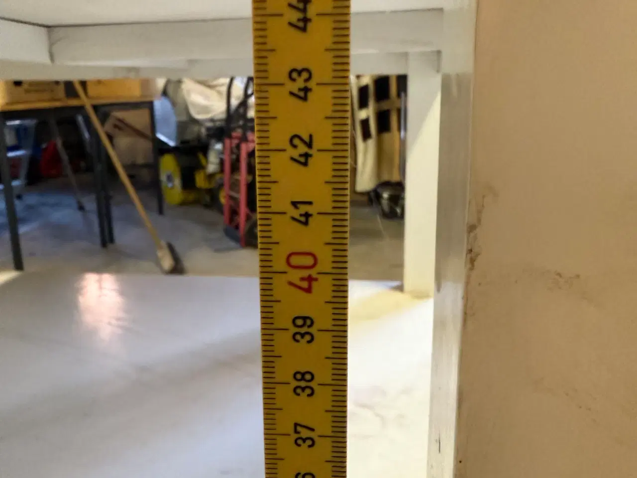 Billede 12 - Store hvide kraftig udstillingsborde