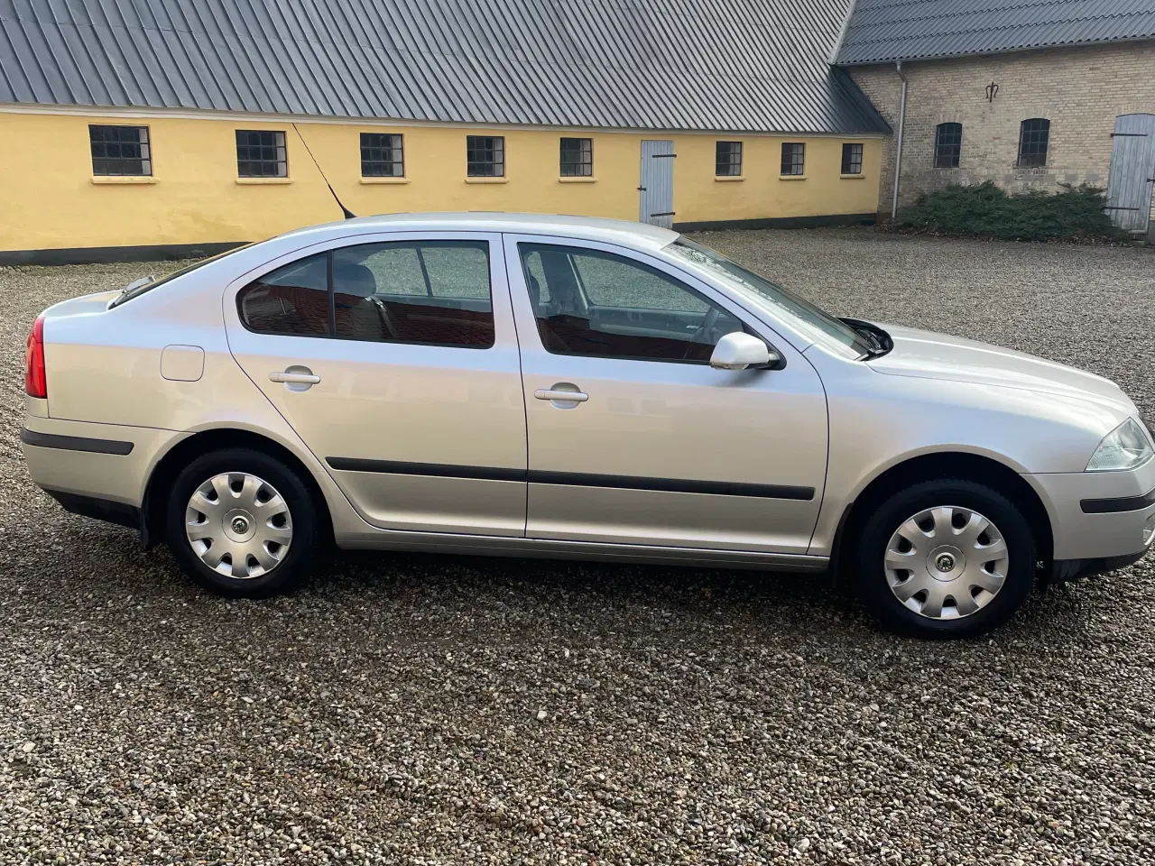 Billede 4 - 1 ejers KUN KØRT 82.315 km