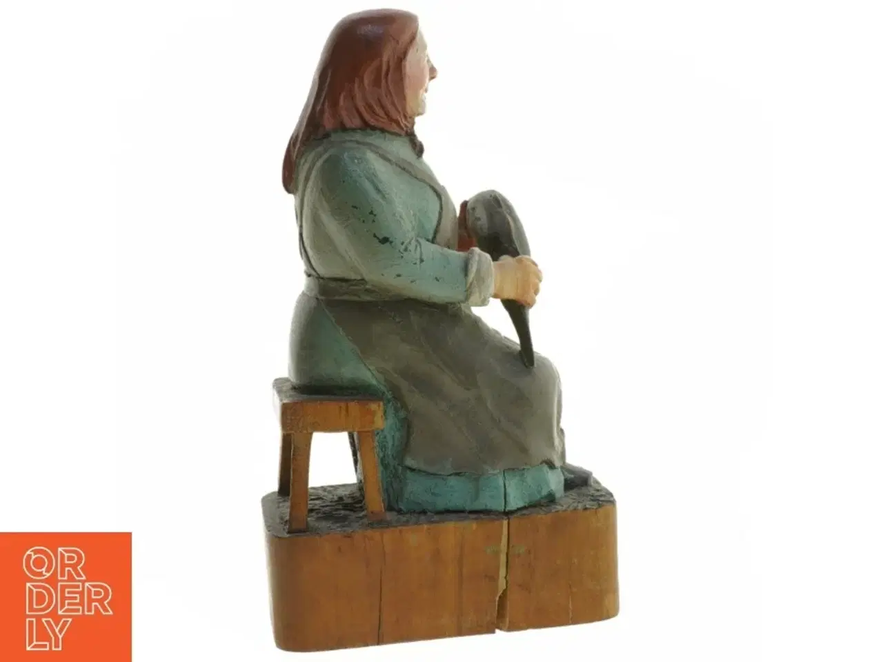 Billede 2 - Træfigur af kvinde med fisk (str. 24x10 cm)