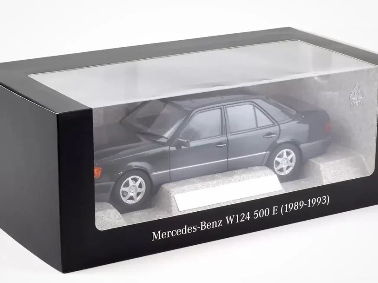 Billede 7 - 1:18 Mercedes E500 W124