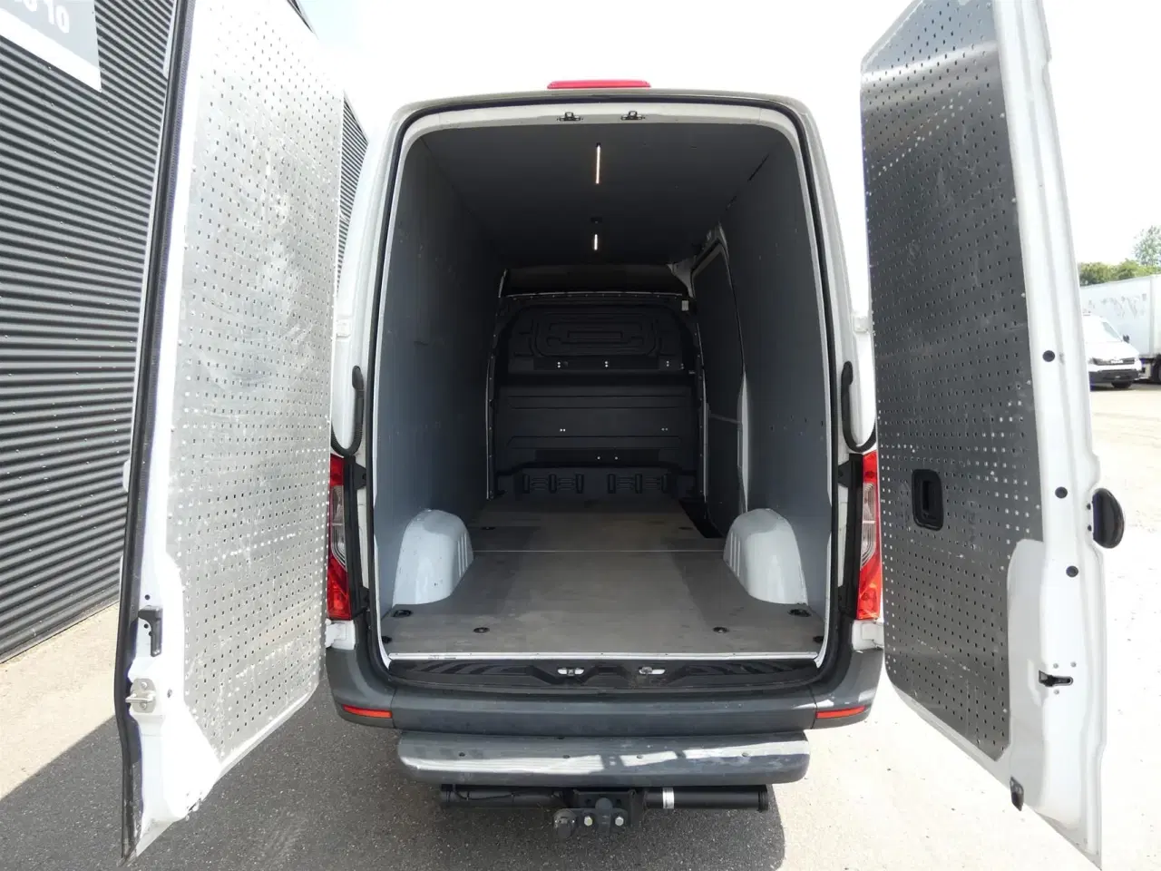 Billede 8 - Mercedes-Benz Sprinter 316 2,1 CDI A2 H2 RWD 163HK Van Aut.