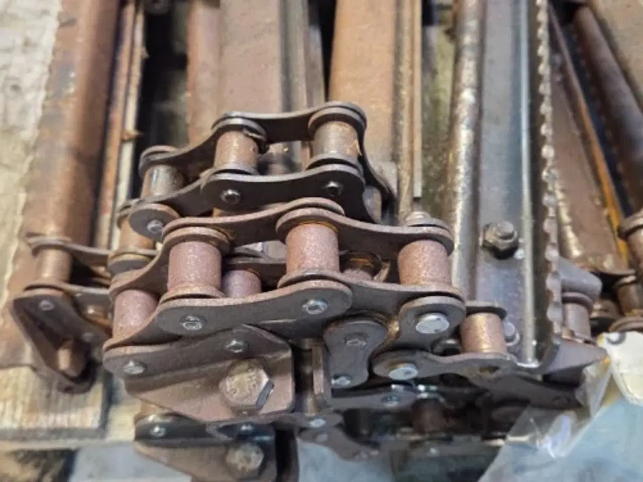 Billede 18 - New Holland CR9.90 Indføringskæde 87632187