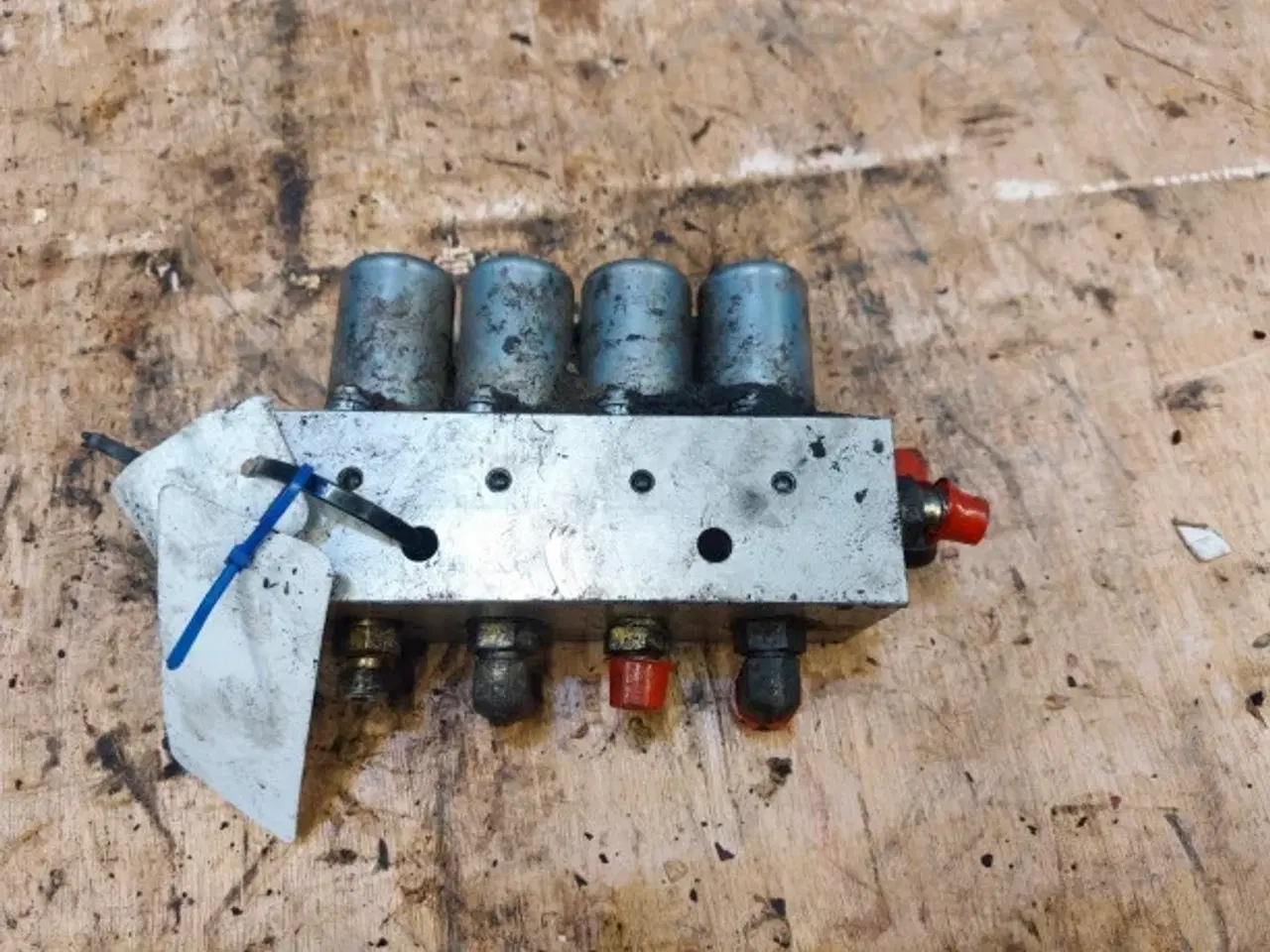 Billede 6 - JCB 4CX Ventilblok 333/W2309