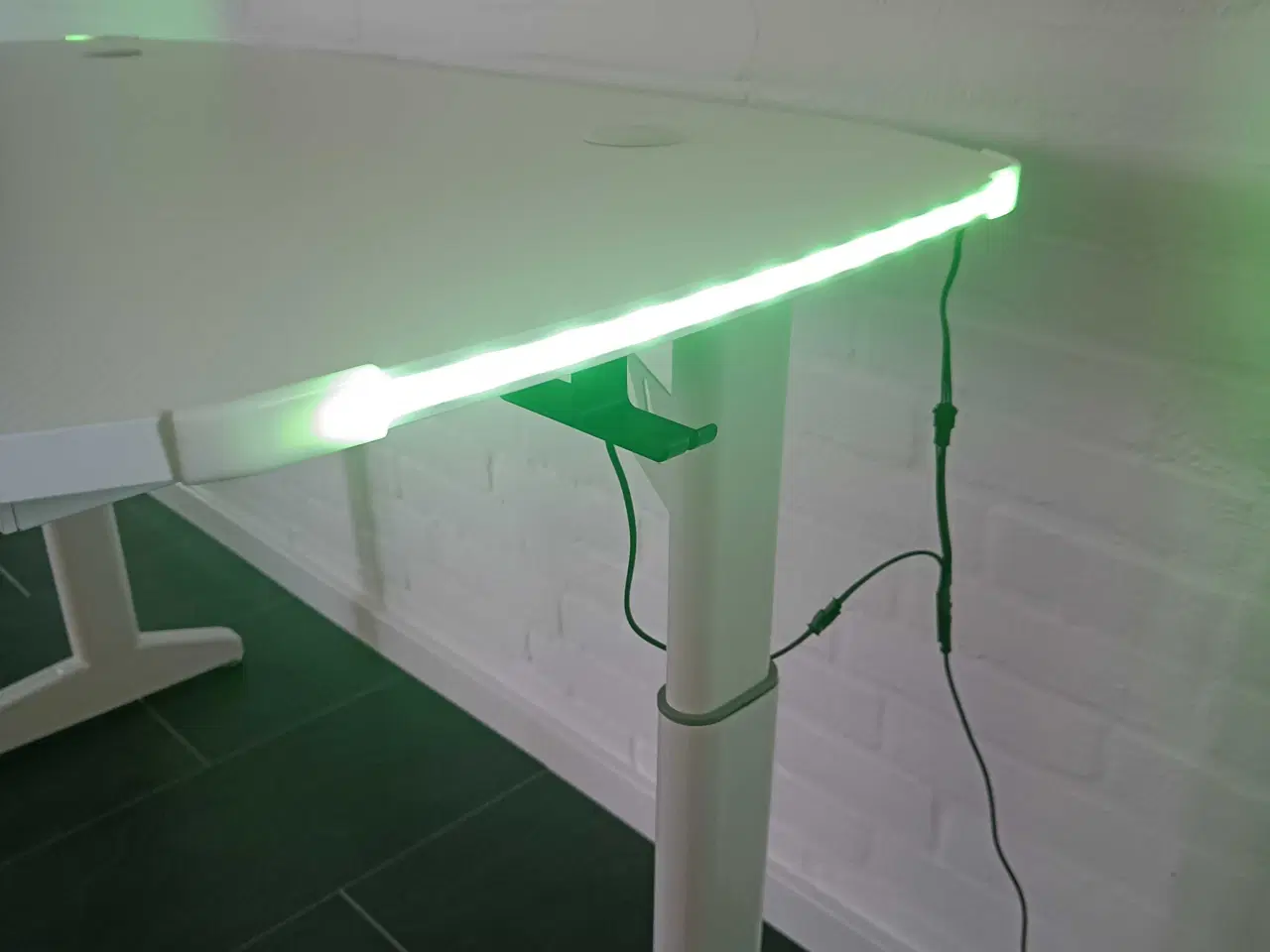 Billede 3 - Gamer bord med ledlys 