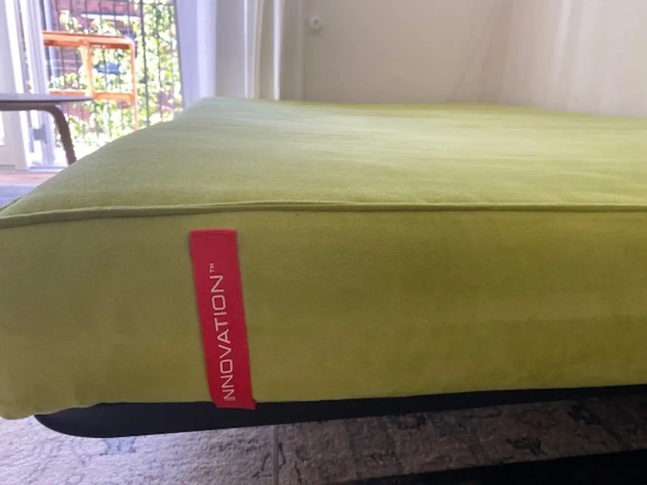 Billede 4 - Sovesofa, INNOVATION, limegrøn velourstof