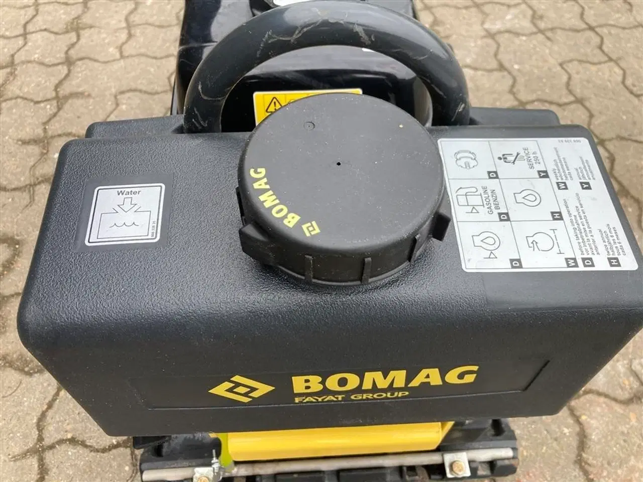 Billede 8 - Bomag BVP 18/45 Med vandtank og spredebom