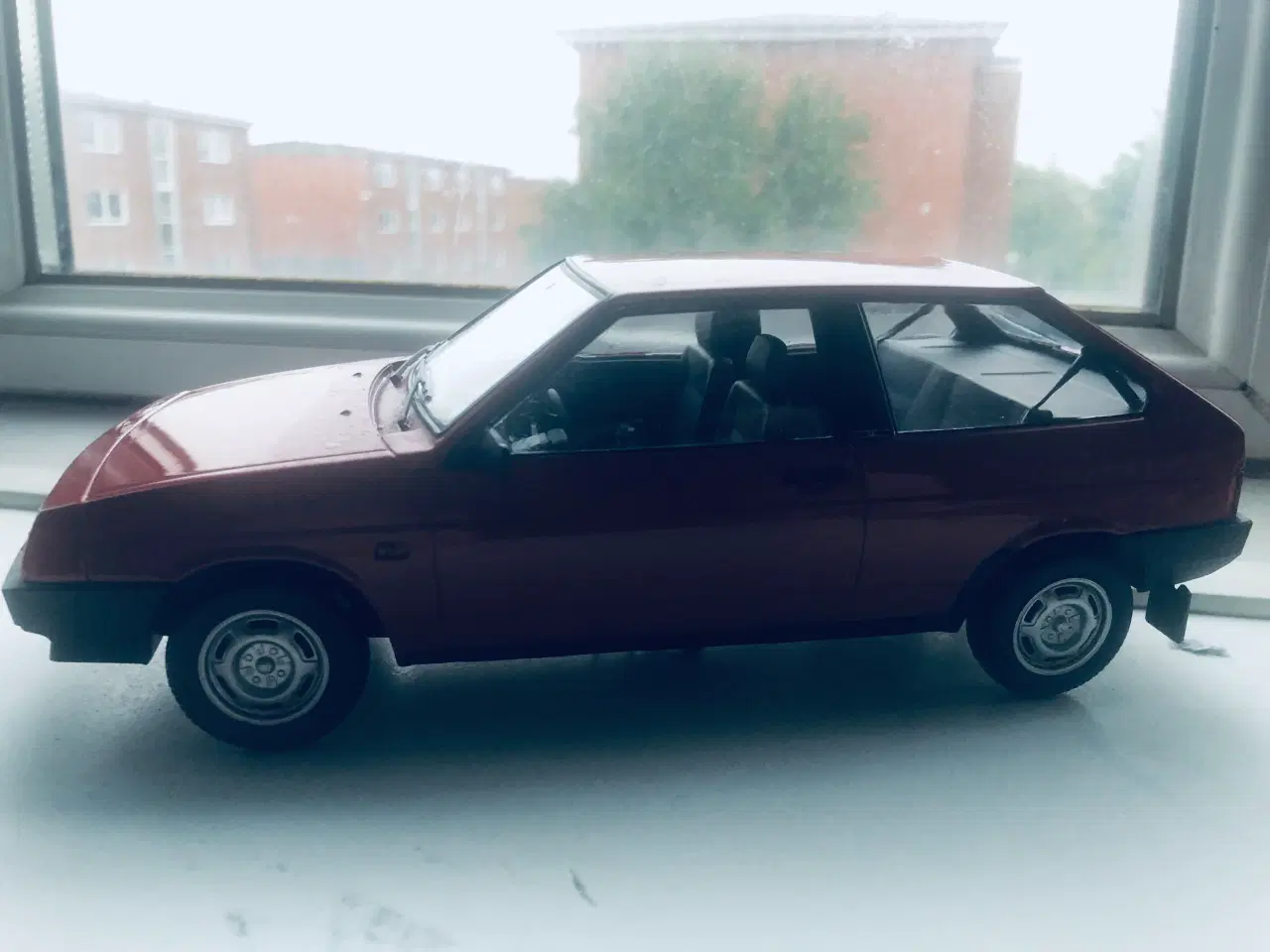 Billede 1 - 1:18 Lada Samara