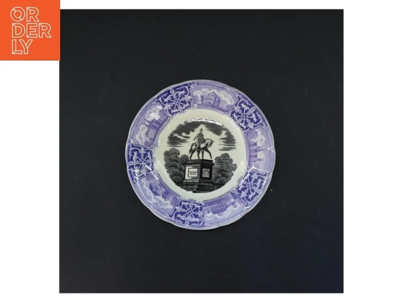 Billede 3 - Dekorativ porcelæn tallerken (str. Ø 17 cm)