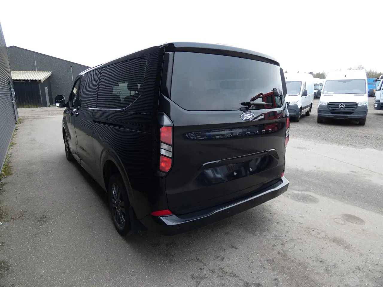 Billede 8 - Ford Tourneo Custom 320 L2H1 2,0 EcoBlue Titanium 170HK 8g Aut.