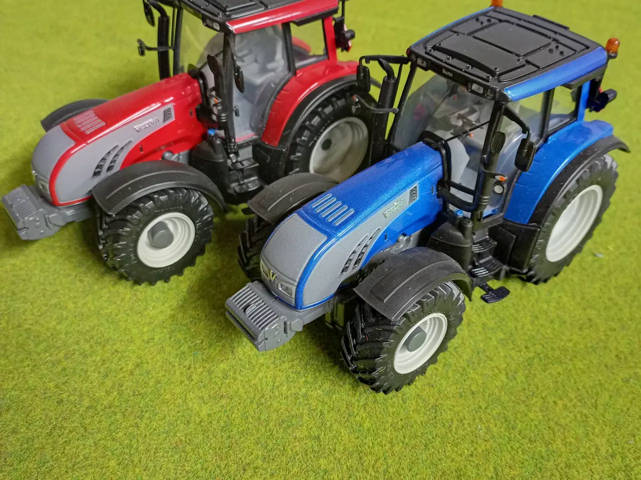 Billede 2 - Universal Hobbies Valtra