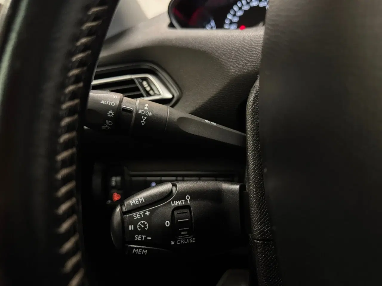 Billede 14 - Peugeot 308 1,6 BlueHDi 120 Allure Sky SW