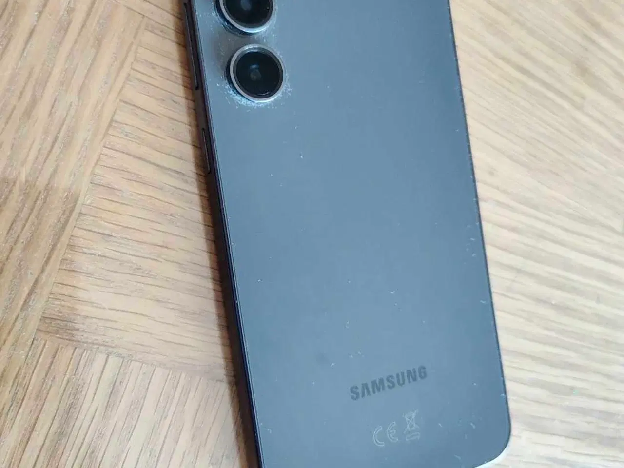 Billede 4 - Samsung S24 FE