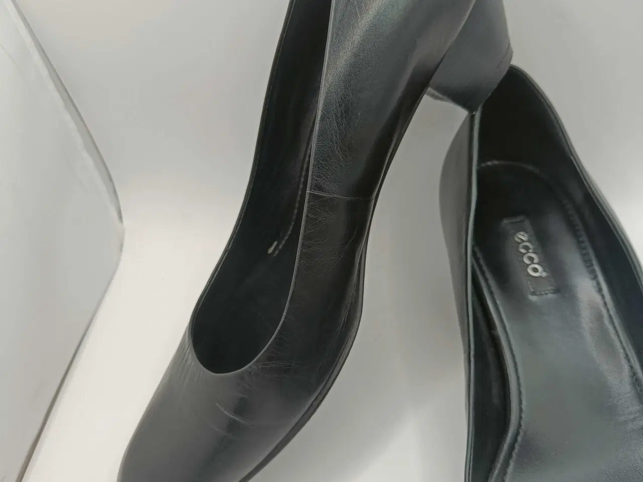 Billede 1 - Ecco sort læder sko 41str 