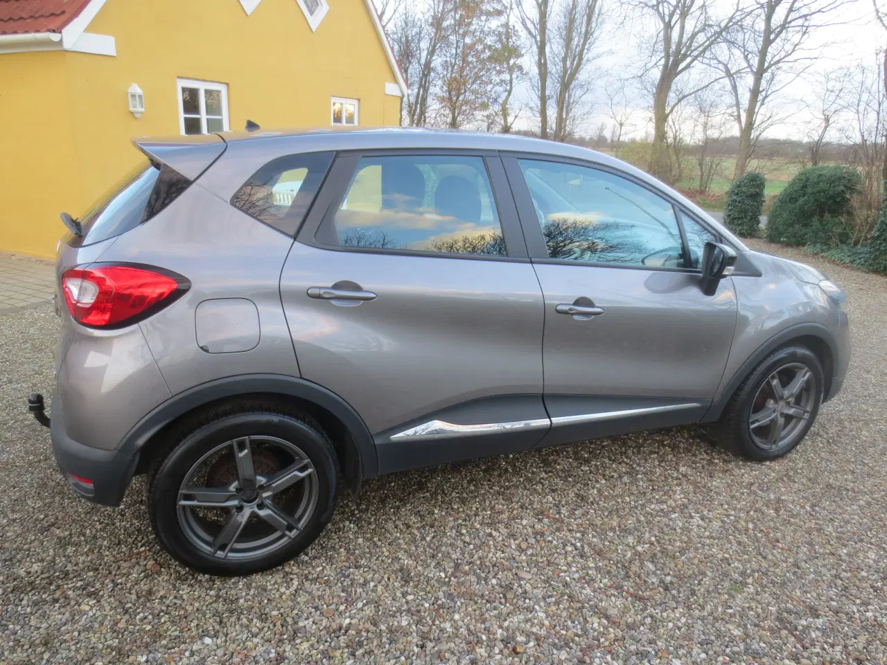 Billede 6 - Renault Captur 1.5 CD Aut Årg 15. Nysynet