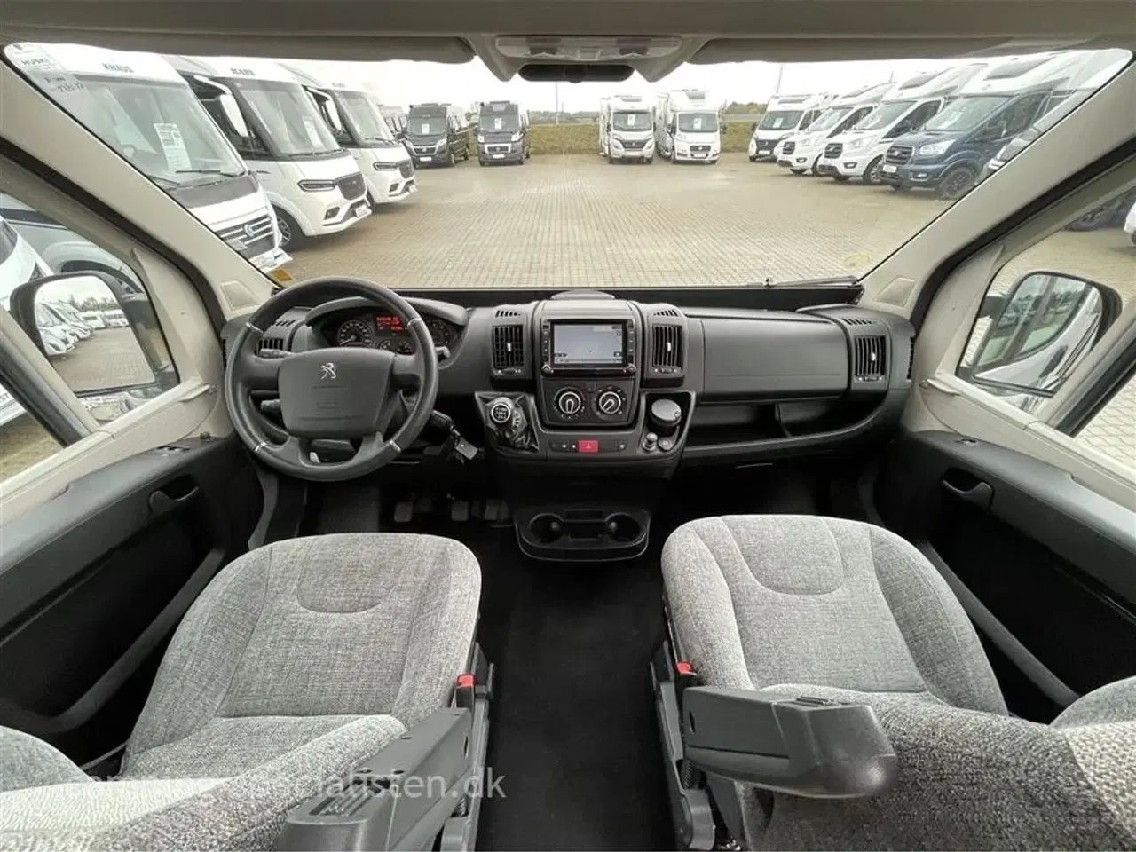 Billede 4 - 2020 - Bravia 636 165 Hk   Rigtig pæn og meget velholdt Van - Bravia 636 fra 2020 - kan nu opleves hos Camping-Specialisten i Silkeborg