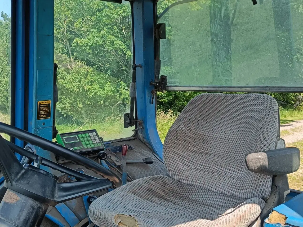 Billede 11 - Ford 8210 med frontlæsser