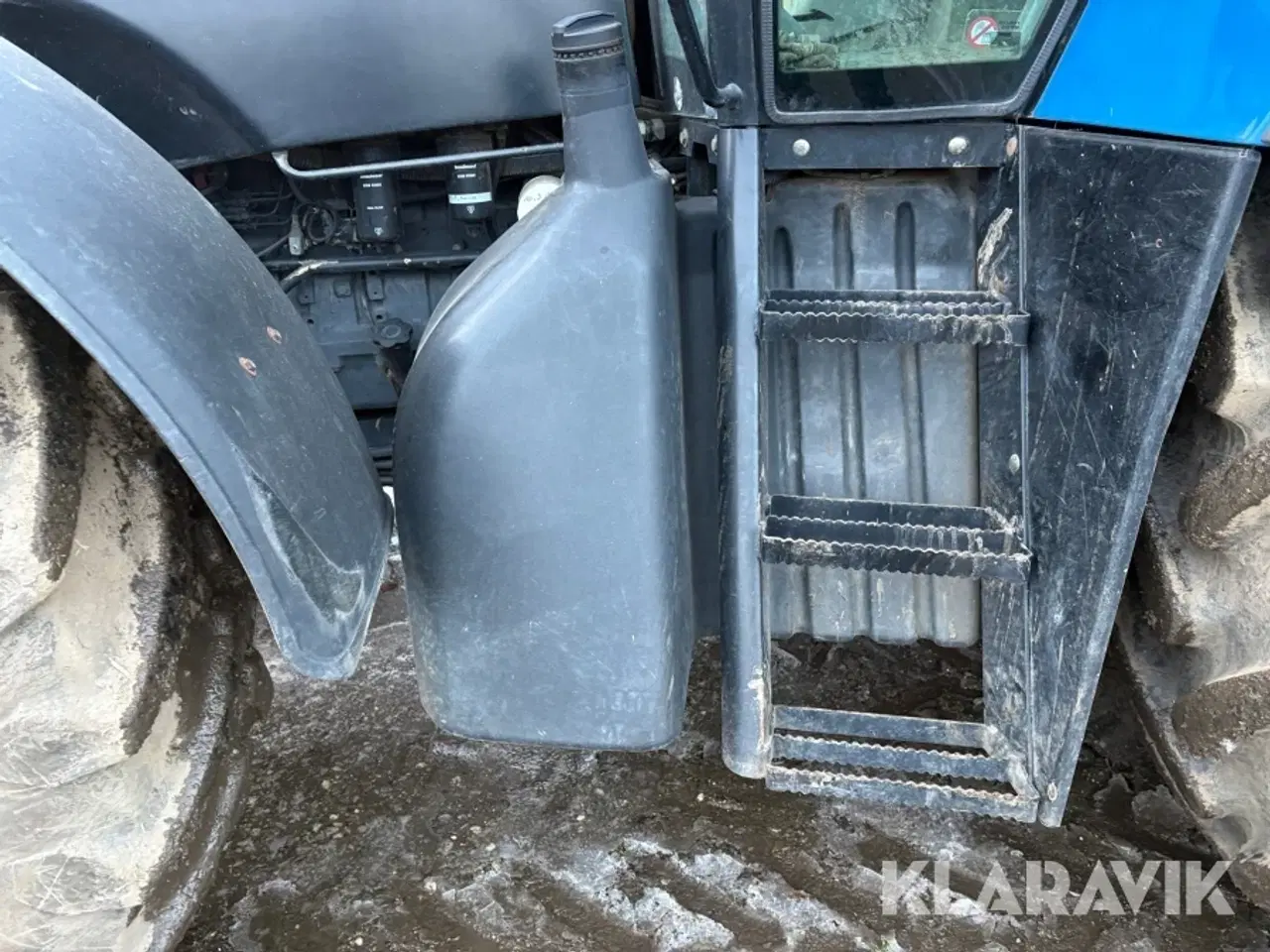 Billede 11 - Traktor med Kuhn vendeplov New Holland TVT 190