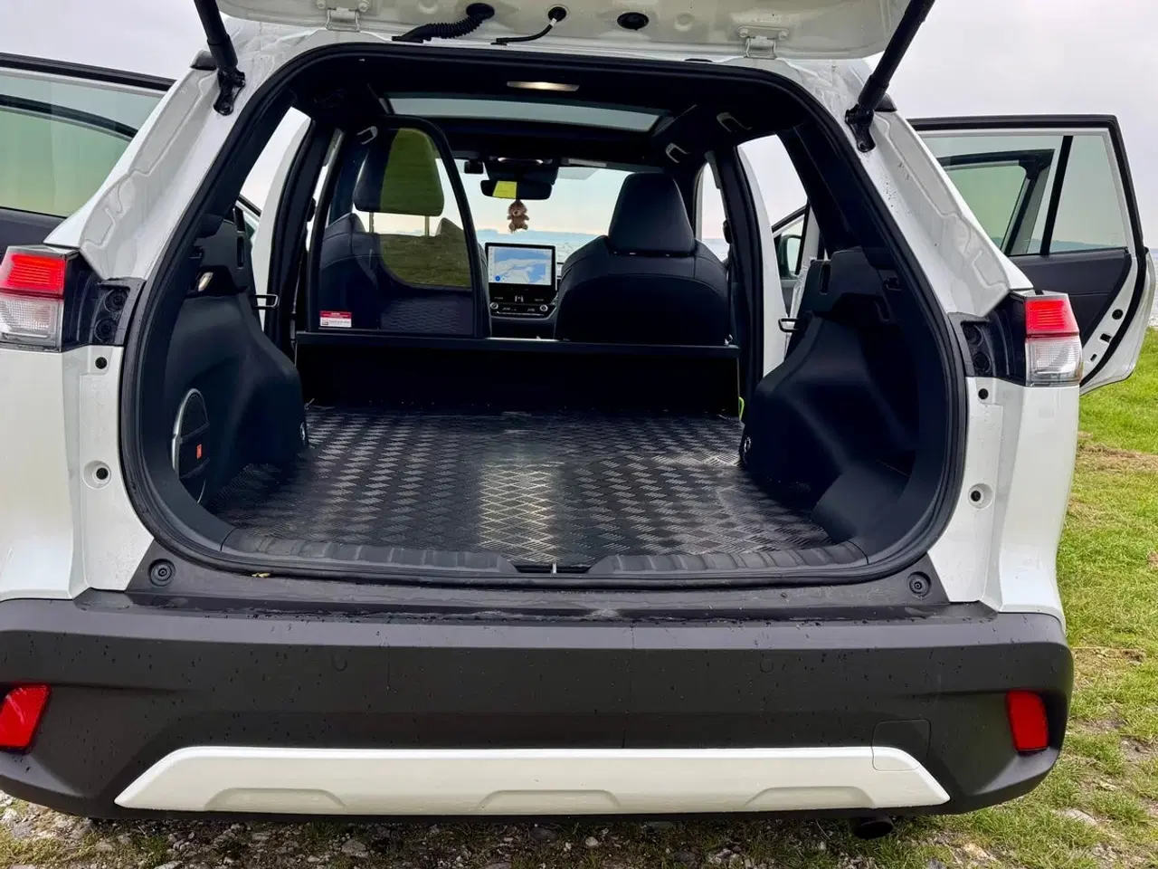 Billede 15 - Toyota Corolla Cross 2,0 Hybrid Elegant CVT Van