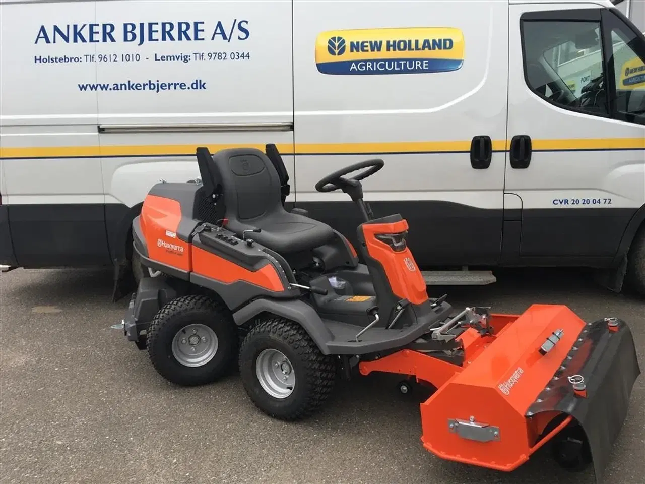 Billede 7 - Husqvarna R 420TsX AWD inkl. slagleklipper & 122 cm klippebord