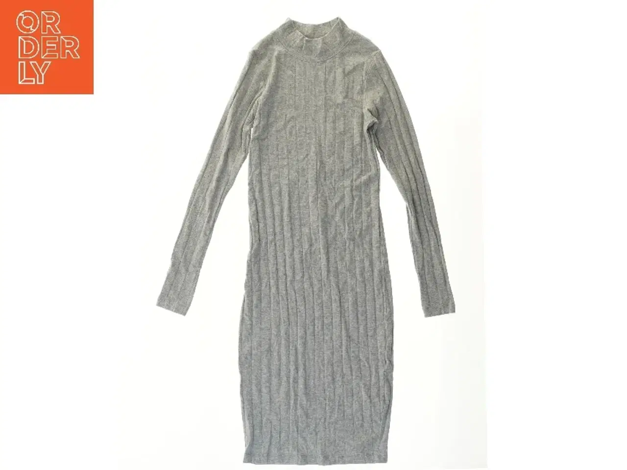 Billede 1 - Langærmet ribstrikket kjole fra Name It (str. 152)