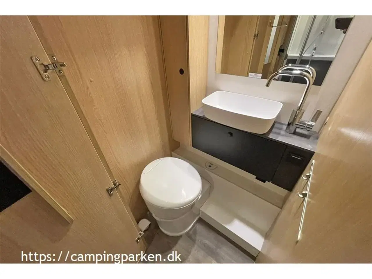 Billede 13 - 2024 - SunLight T 690L Adv. Edition aut. Sunlight autocamper med meget udstyr, automatgear og få kilometer