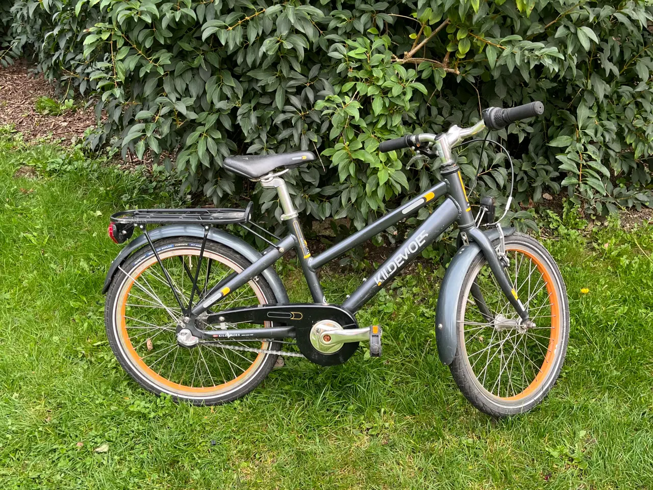 Billede 2 - Børnecykel fra 8-9 år