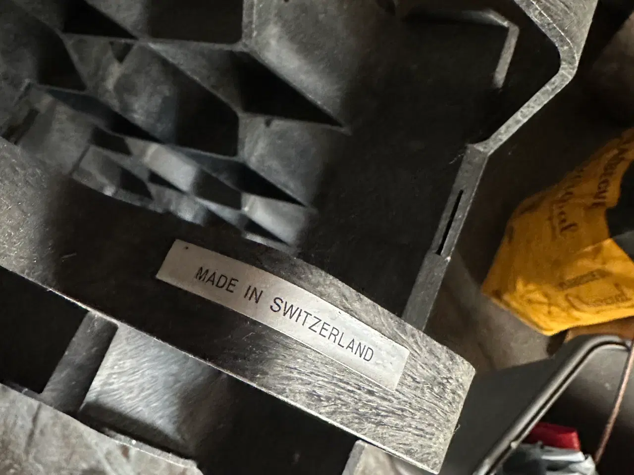 Billede 3 - Design vinreol i plast 