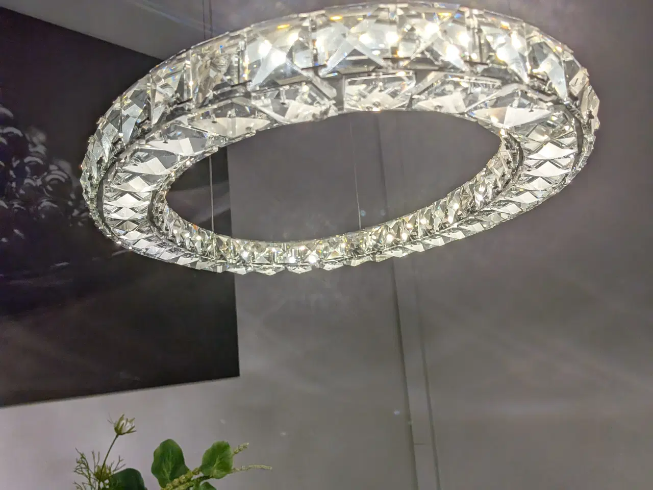 Billede 4 - Smuk oval krystal-pendel med integreret LED